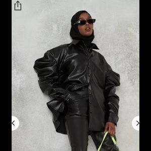 Misguided exaggerated sleeve top